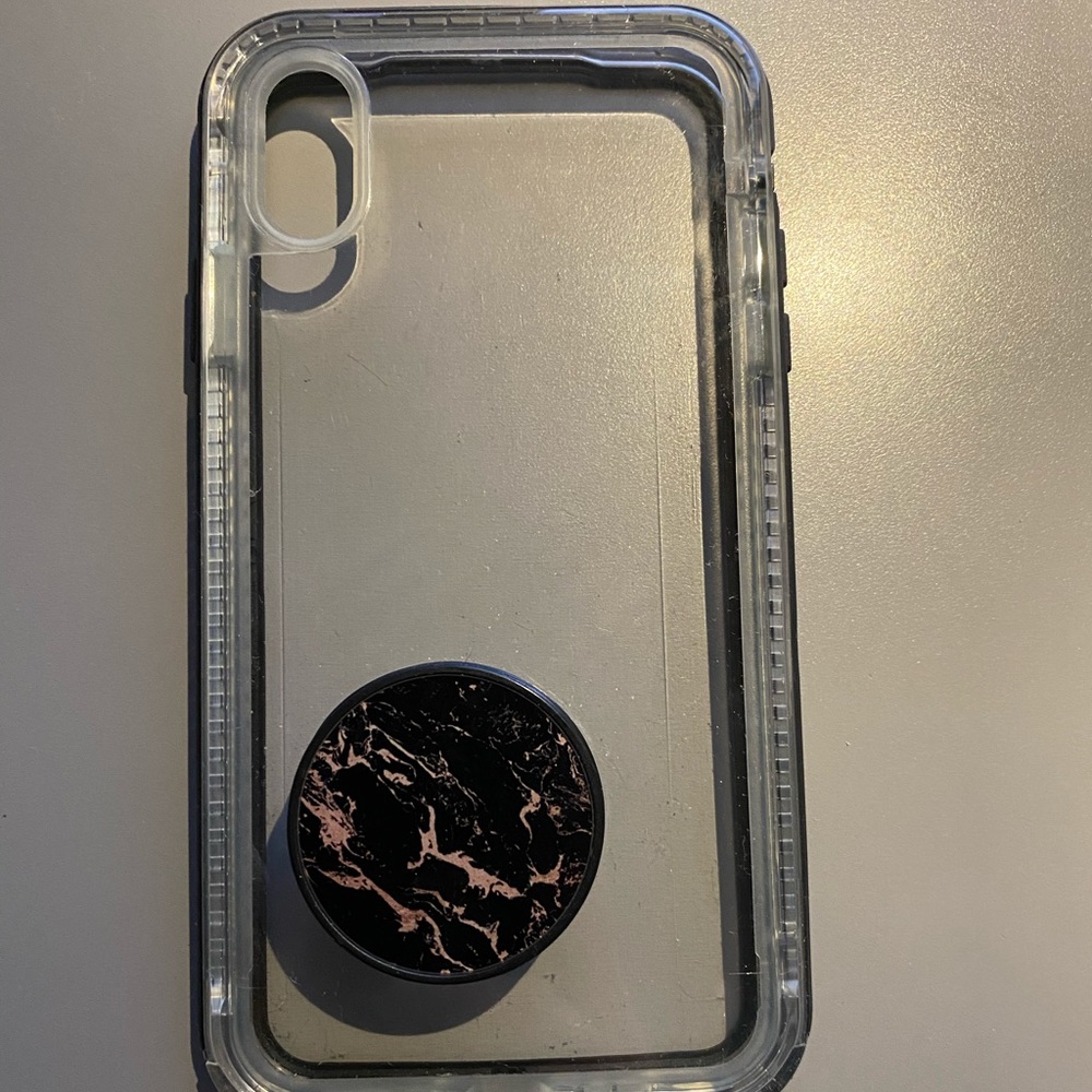 Life proof case iPhone XS Max used
